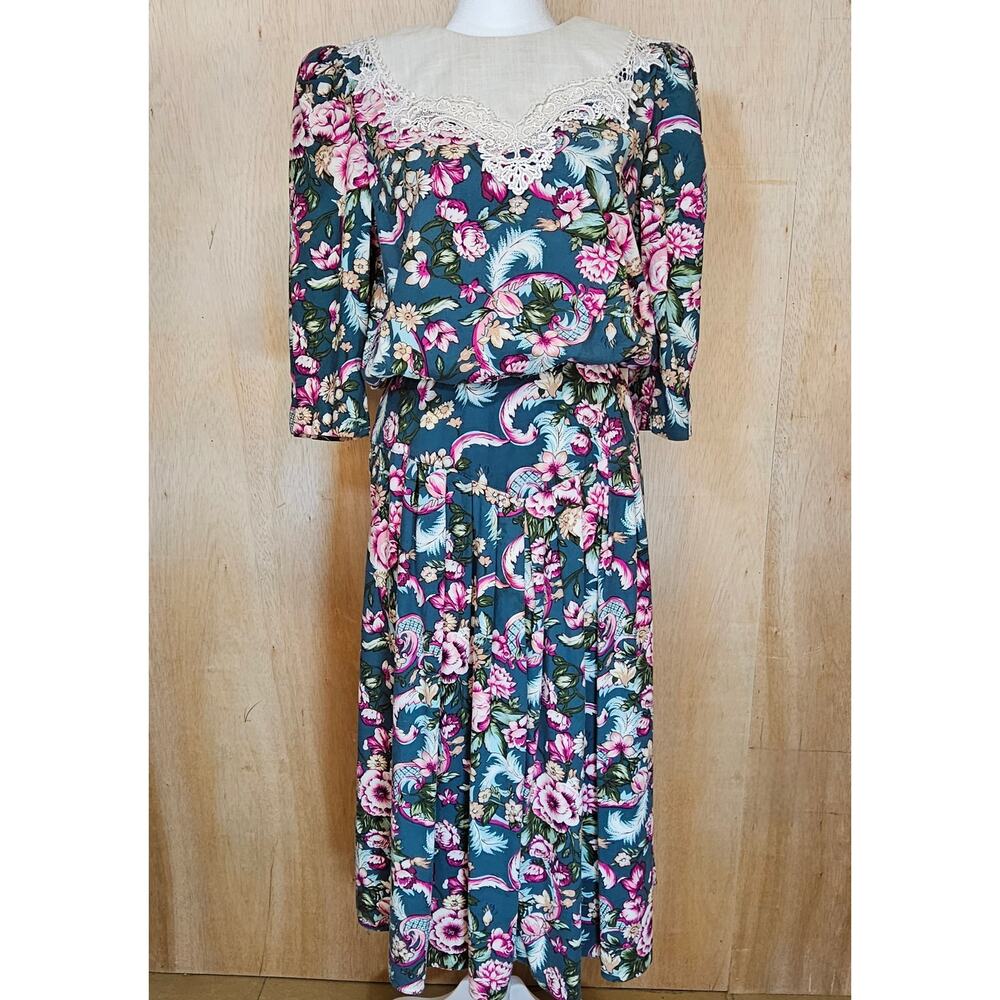 Vintage 80s/90s Green Floral Cottagecore Dress 3/4‎ Sleeves Size 14